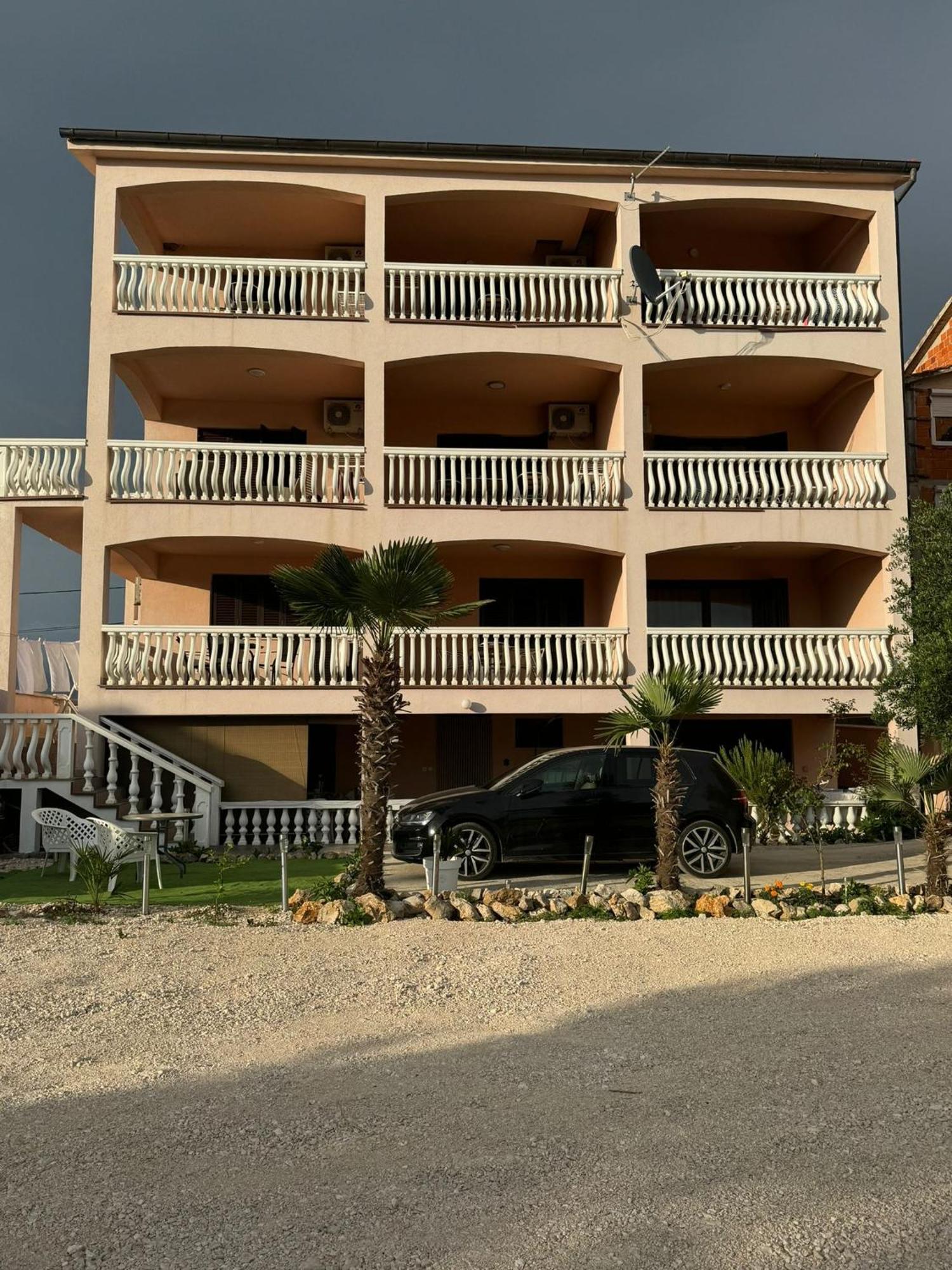 Apartments Bernarda 2 Nin Buitenkant foto